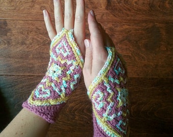 Mosaic Crochet wrist warmers, women's fingerless gloves, crochet wristlettes, women's arm warmers, handmade crochet gloves