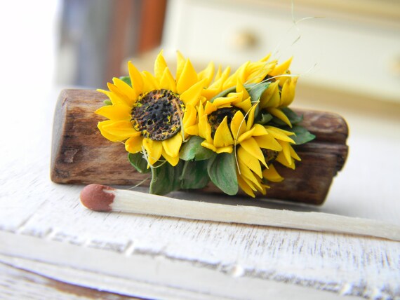 Clay Sunflower Miniature Garden 1:12 Scale Dollhouse Decor Accessory Polymerclay