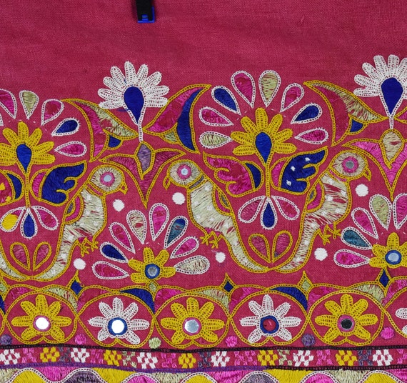 Pretty vintage Indian skirt length - image 3