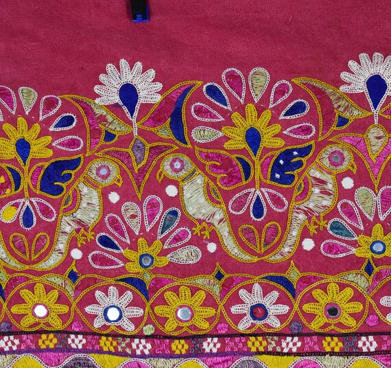 Pretty vintage Indian skirt length - image 7