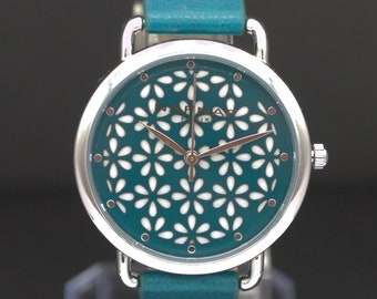 NAF NAF : Montre femme - Neuve avec bracelet cuir véritable - Boîte et Garantie 2 ans