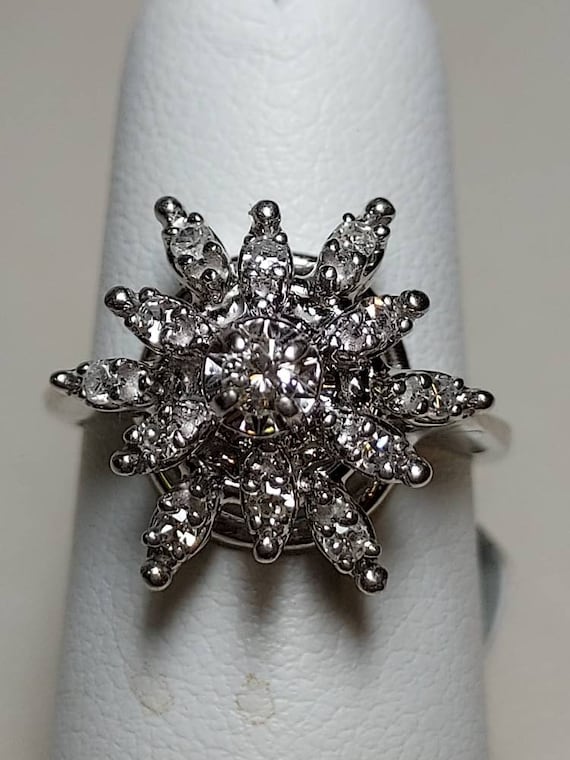14K WG Diamond Ladies Starburst Design Ring - Size