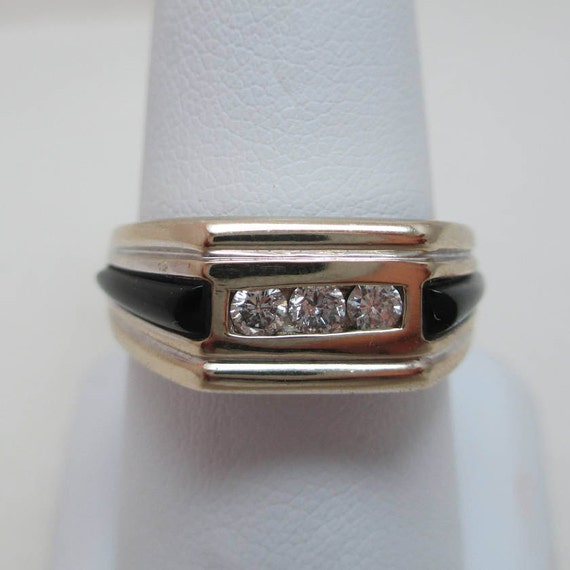 14k Yellow Gold Men S Black Onyx And Diamond Ring Size Etsy 14k Yellow Gold Men S Black Onyx And Diamond Ring Size Etsy
