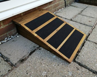 16cm H X 40cms W X 60cms L. Outdoor backdoor patio Pet Ramp