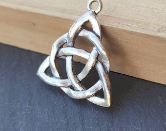 LOT DIY 3/5/10Pcs Celtic Knot Trinity Charms love gift, Triquetra Pendant Irish Jewelry Supply For DIY Necklace Making, Crafting Sets