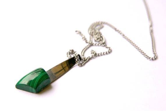 Malachite Pendant, Stone Protection, Sacred Chakra, Healing Crystals, Malachite Jewelry, Gift for Her, birthstone