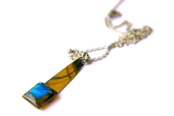 Labradorite Pendant ∞ Aura Cleansing, Protection, Good Luck Gift, Pisces Zodiac, Solar Plexus Chakra ∞ Spiritual Healing Gemstones Jewelry