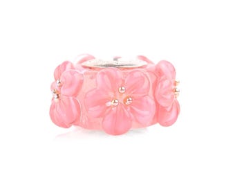 Sakura lampglaskraal – handgemaakte bedel | Armband met kralen in Europese stijl | Handgemaakt sieraad, cadeau voor haar