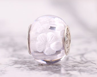 Chronicles Crystal Charm "White Flowers", handgemaakte charme voor armbanden, zomersieraden voor haar, cadeau voor Pandora-liefhebbers