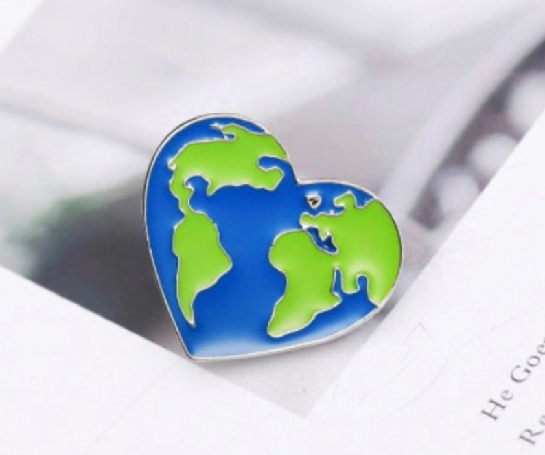 Earth heart pin badge image 1