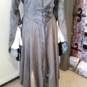 Arwen Chase Dress