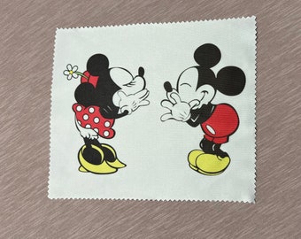 Mickey and Minnie Glasses Cloth