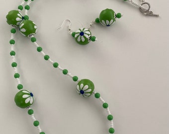 Long Green Flower Bead Necklace and Earrings