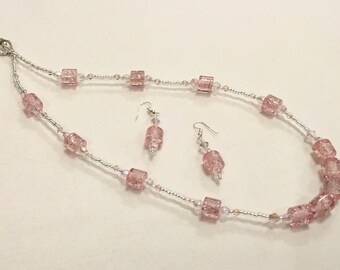 Pink sparkle necklace With earrings