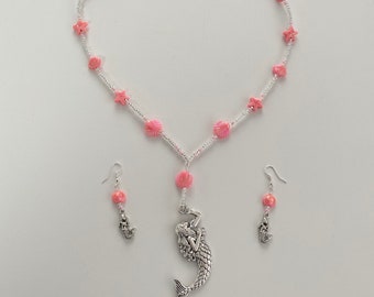Pretty Pink Bead Mermaid Pendant Necklace and Earrings