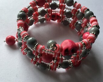 Pink Skull and grey beaded memory bracelet