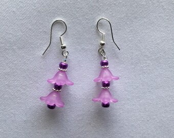 Pretty purple flower beaded earrings