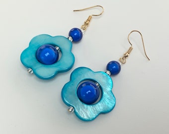 Pretty Bright Blue Flower Dangle Earrings