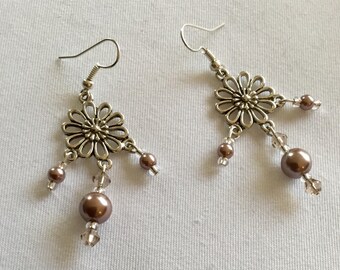 Light brown pearly bead dangly earrings