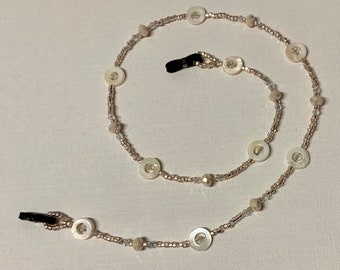 Pretty Cream Beaded Spectacle Chain