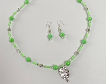 Bright Green Bead Silver Leaf Pendant Necklace and Earrings