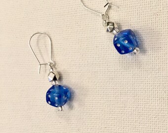Blue dice bead