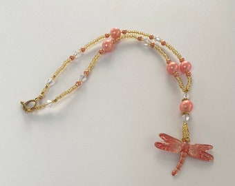 Pretty Dragonfly Pendant Necklace