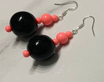 Shiny Black Dangly Earrings