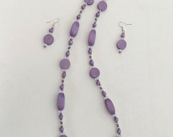 Lilac/purple bead necklace and earring set