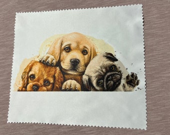 Cuddly Dogs Glasses Cloth