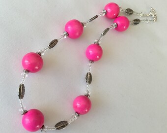 Bright pink chunky bead necklace