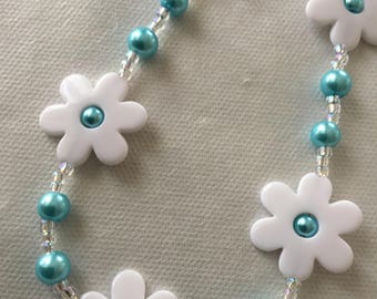 White and Turquiose flower necklace and earring set