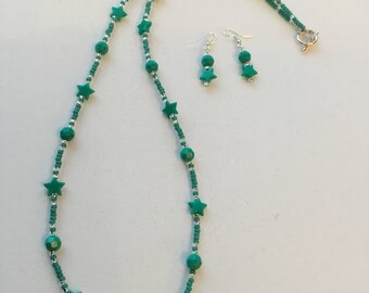 Bright Green necklace and earring set