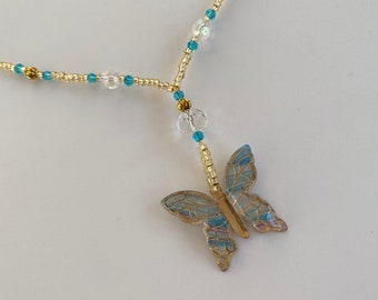 Pretty Butterfly Pendant Necklace