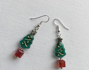 Christmas tree bead earrings