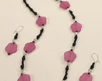 Frosted Purple Flower Bead Necklace with matching earrings