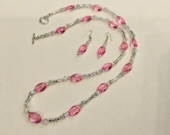 Long Pretty pink beadeded necklace with earrings
