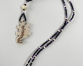 Pretty Lizard Pendant purple Bead Necklace