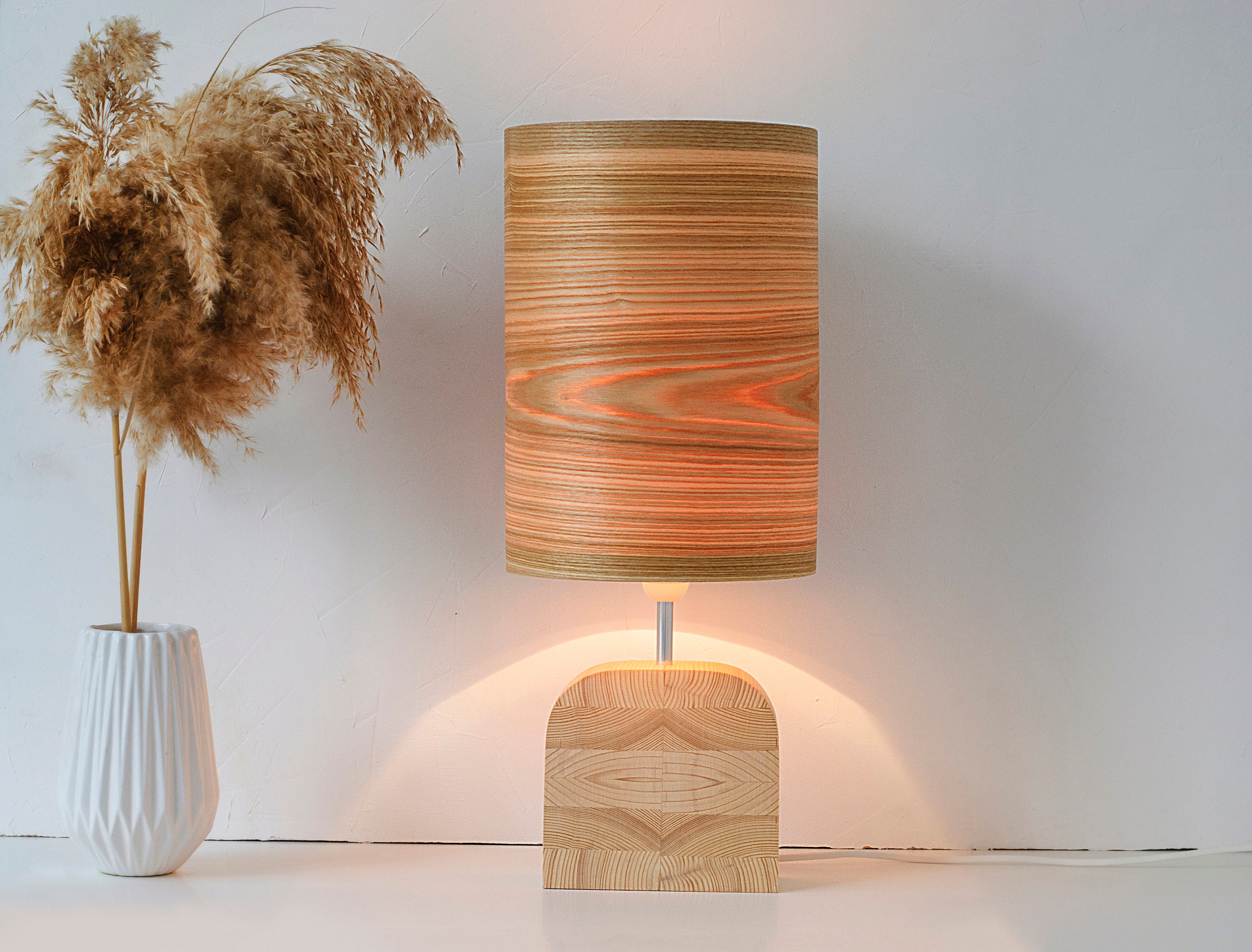 lampe de table moderne déco scandinave olive, lampe chevet rustique, petite minimaliste