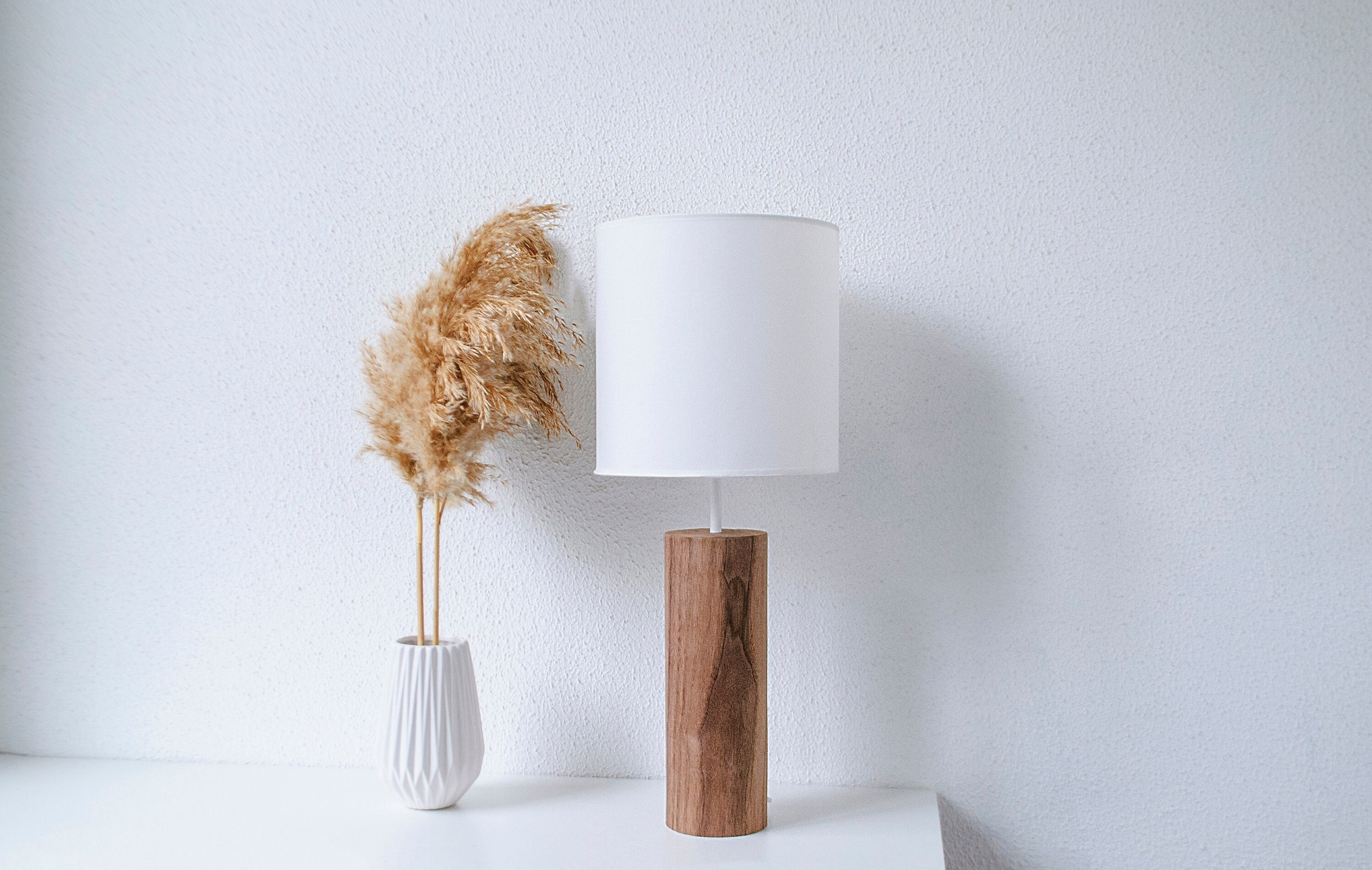 lampe de table moderne déco scandinave en noyer, lampe chevet rustique, petite minimaliste