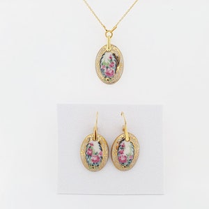 Porcelain earrings/ Earrings roses / Baroque jewelry / ceramic jewelry  / roses / necklace/ hand painted porcelain  / porcelain jewelery  /