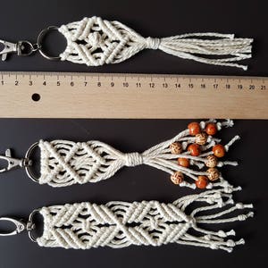 Makramee Schlüsselanhänger Boho, Anhänger mit Quaste, Taschenanhänger Boho, Autozubehör, Mini-Makramee, Boho Autoanhänger, Damen-Accessoires Bild 8