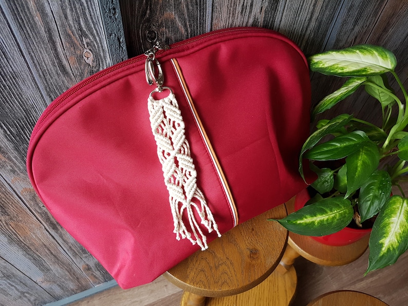 Makramee Schlüsselanhänger Boho, Anhänger mit Quaste, Taschenanhänger Boho, Autozubehör, Mini-Makramee, Boho Autoanhänger, Damen-Accessoires A