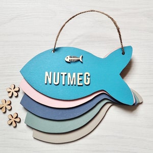 Cat Name Sign - Personalised Cat Plaque  - Fish Shaped Kitten Name Plaque - Wooden Name Signs For Cats - Name Signs for Kittens Bed - Pets