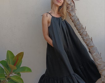 Loose, tiered maxi dress with side pockets and belt, lightweight linen // HIBISCUS