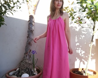 Loose strap dress with side pockets and belt, lightweight linen // PINK HIBISCUS