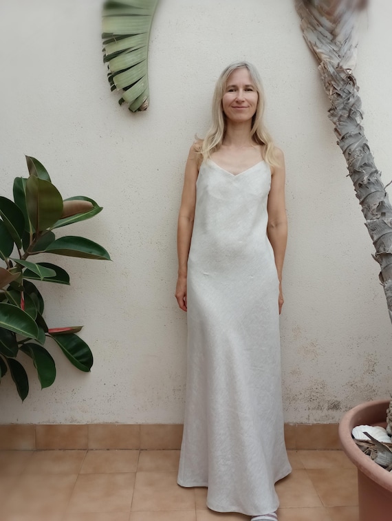 Bias cut camisole maxi slip dress, lightweight linen, handmade in Spain * HEART FERN Bias cut camisole maxi slip dress, lightweight linen, handmade in Spain * HEART FERN