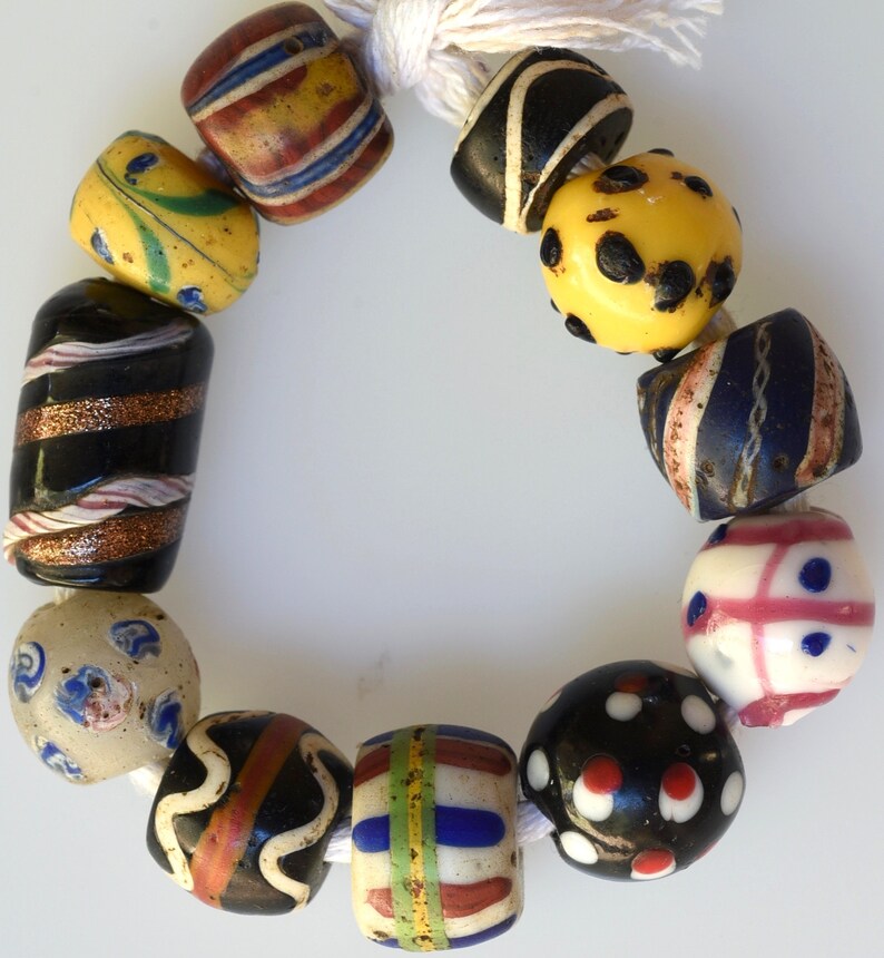 11 Mixed Antique Trade Beads Vintage African Trade Etsy