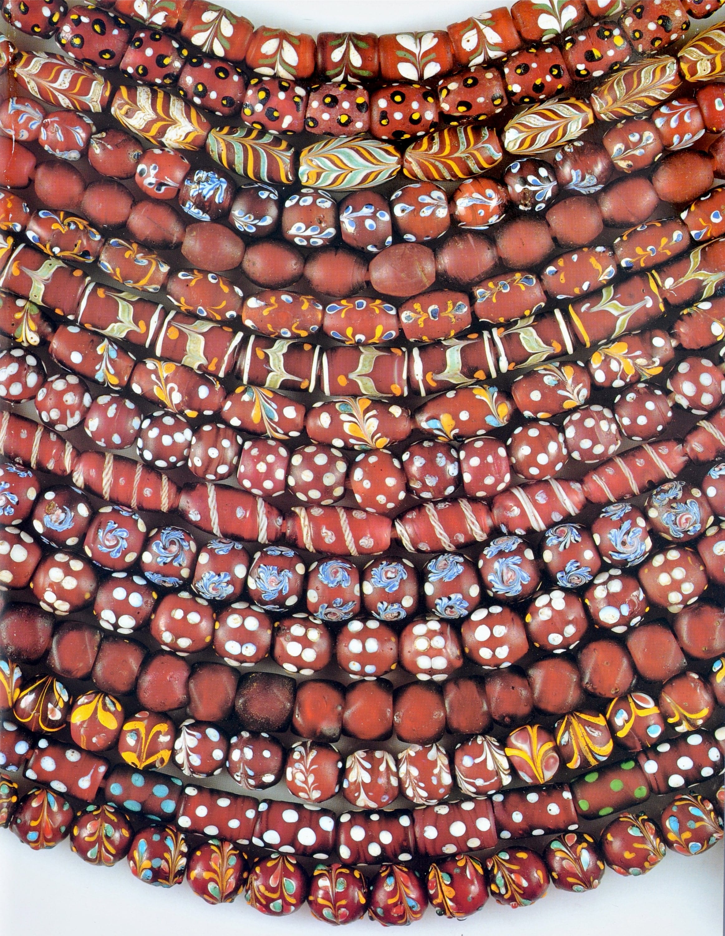洋書 THE WORLD-WIDE HISTORY OF BEADS Amazon.co.jp: The Worldwide History of Beads: Ancient