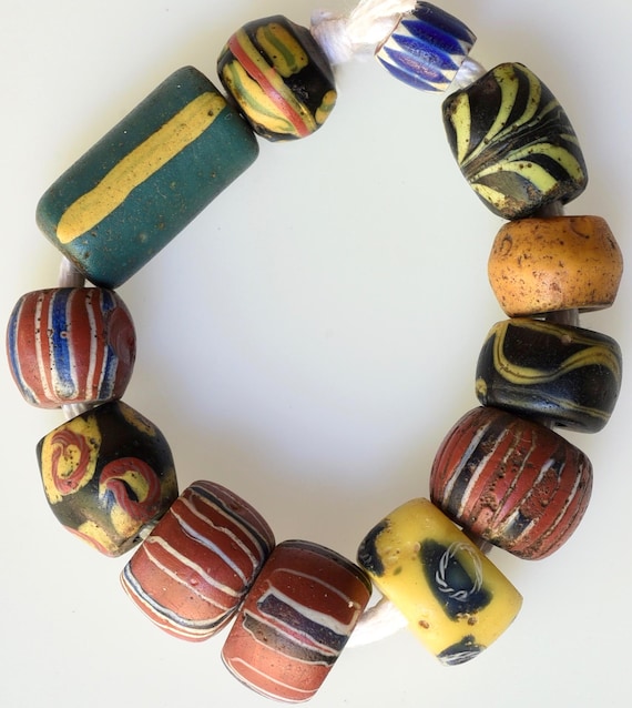 トレードビーズ ベネチアントレードビーズ ベネチア製 巨大5層赤